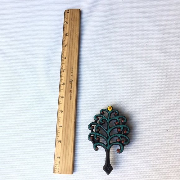 Small Cast Iron Metal Trivet Footed Spoon Rest Tree of Life Painted Ornate Green - Picture 5 of 12